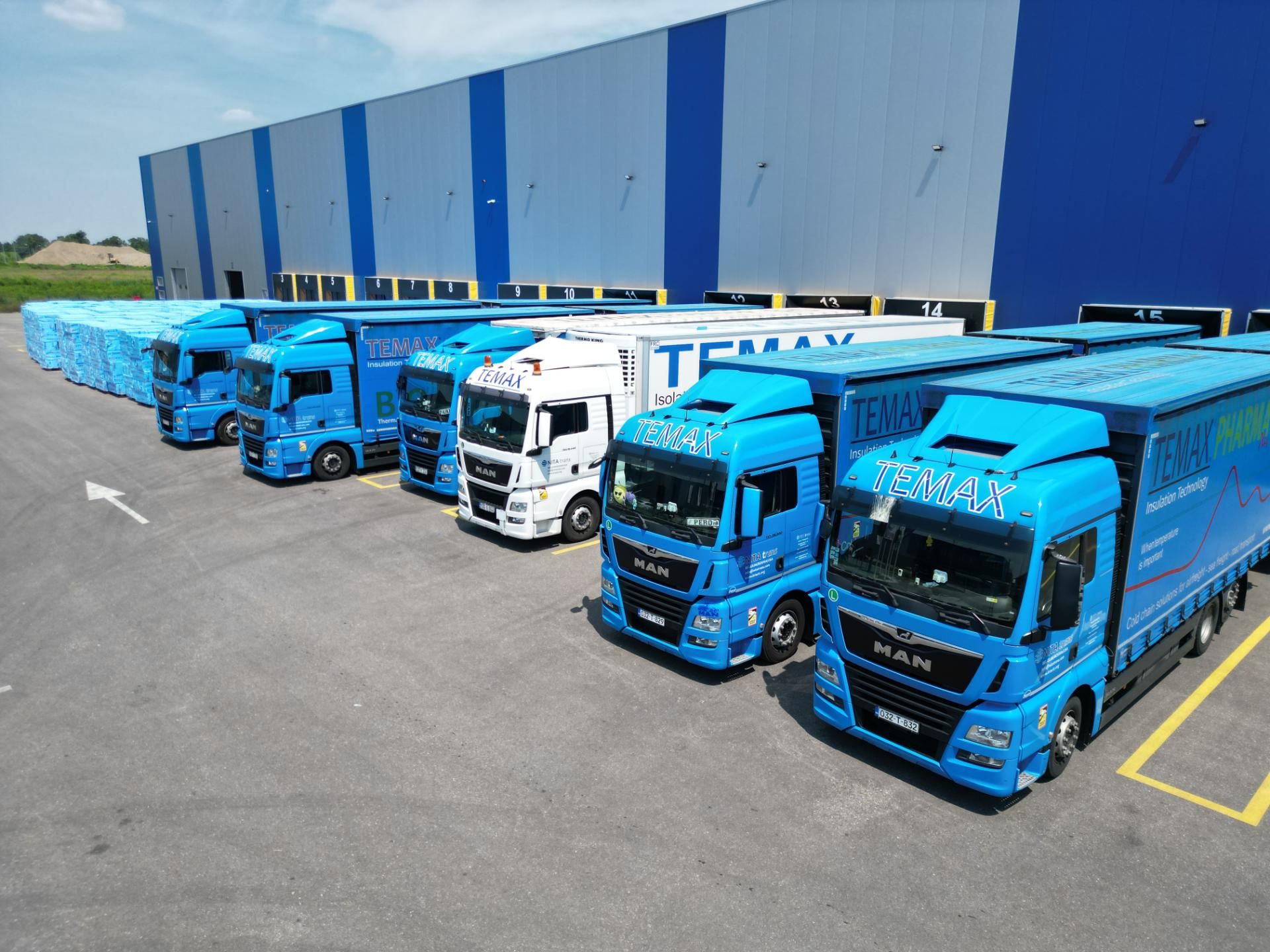 Nitatrans trucks and trailers