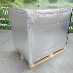 Insulated covers for pallets